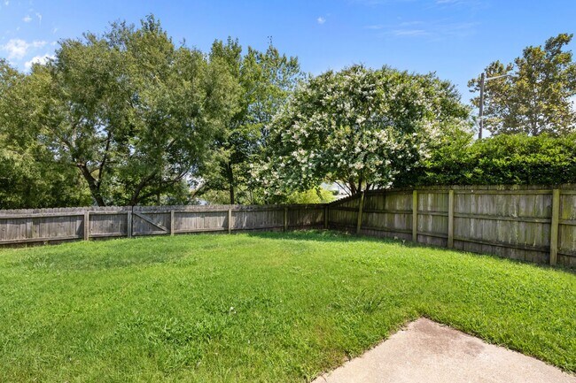 Building Photo - 1559 Sword Dancer Dr