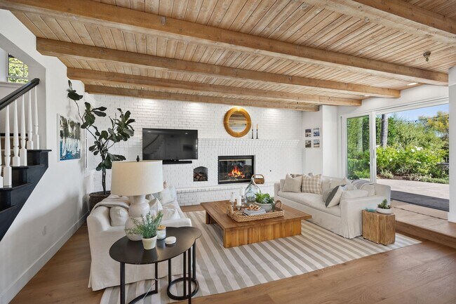 Building Photo - Luxury Ocean View Home in Sea Pointe Estates San Clemente