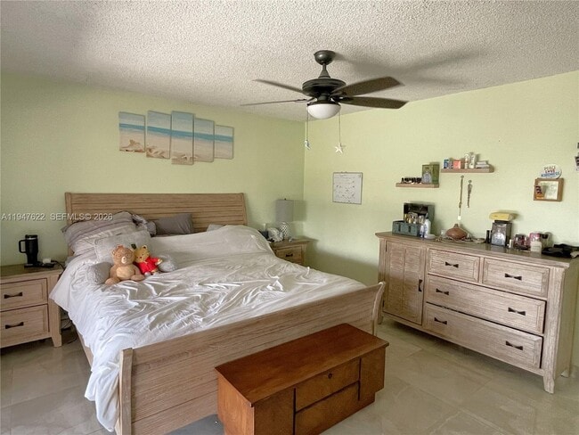 Building Photo - 9810 SW 222nd Terrace