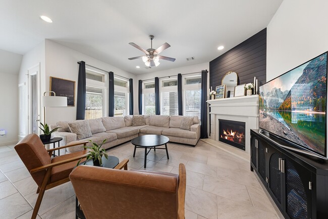 Building Photo - 357 Capriccio Ln