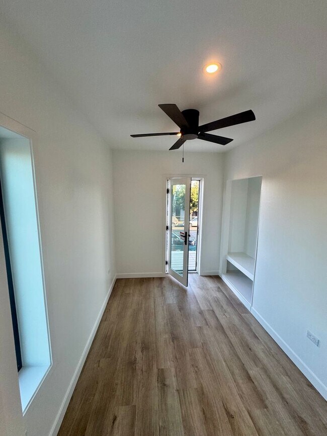 Building Photo - ONE MONTH FREE!! BRAND NEW CONSTRUCTION!! ...