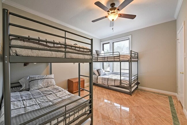 Building Photo - Completely remodeled and furnished Waterfront property!