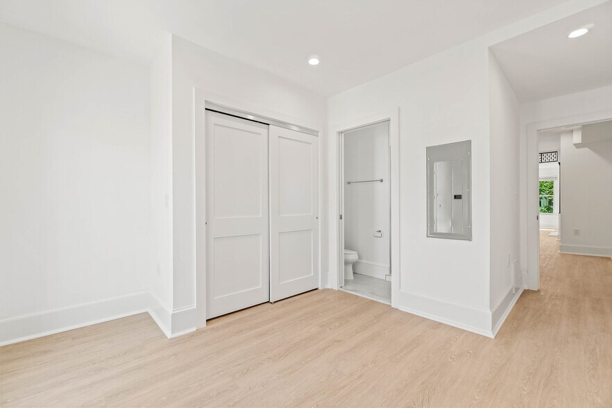 Bedroom 3 Closet - 1751 U St NW