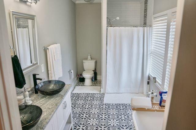 Building Photo - 1005 Birch St SW