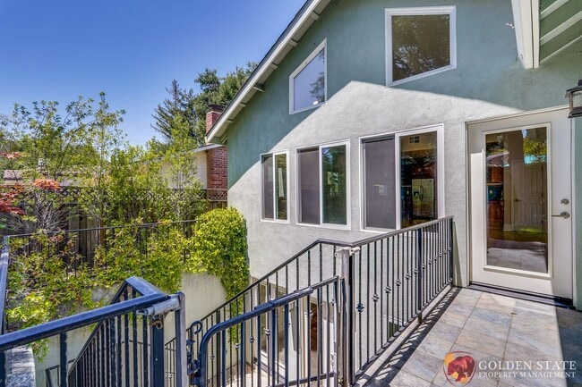 Building Photo - Stunning 3,278 square foot 4 Bedroom 3.5 b...
