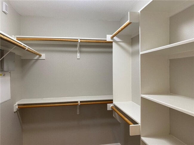 Building Photo - 1514 Betty Jo Dr