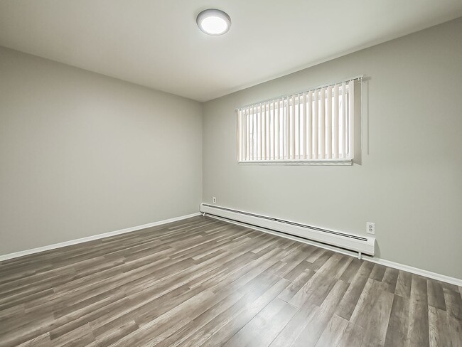 Building Photo - 1494 Nancywood Dr