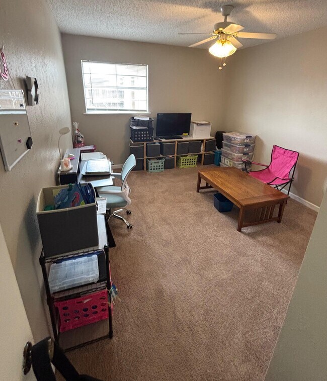 Building Photo - 6503 Dunn Dr