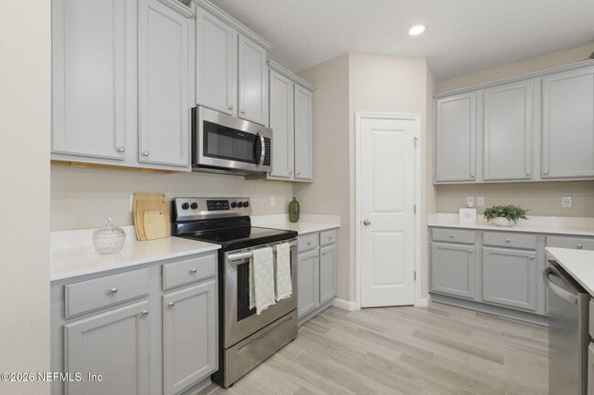 Building Photo - 7937 Garlic Clove Ln