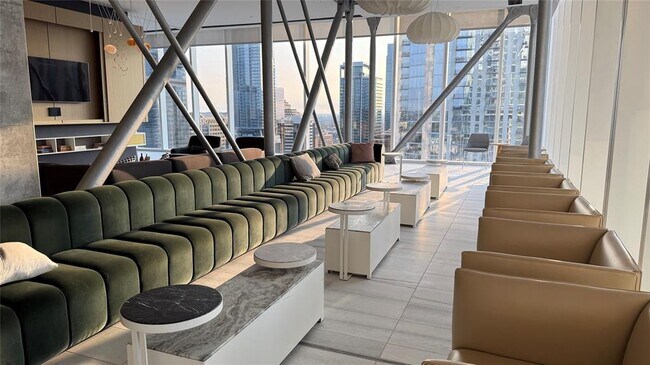 Building Photo - 301 West Ave