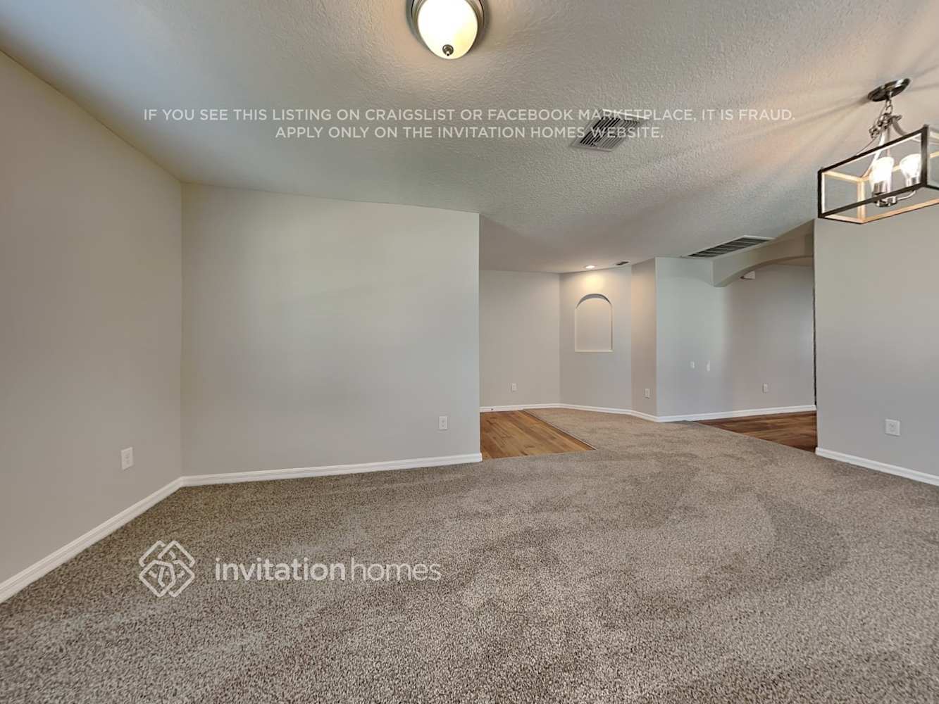 Building Photo - 11833 Thicket Wood Dr