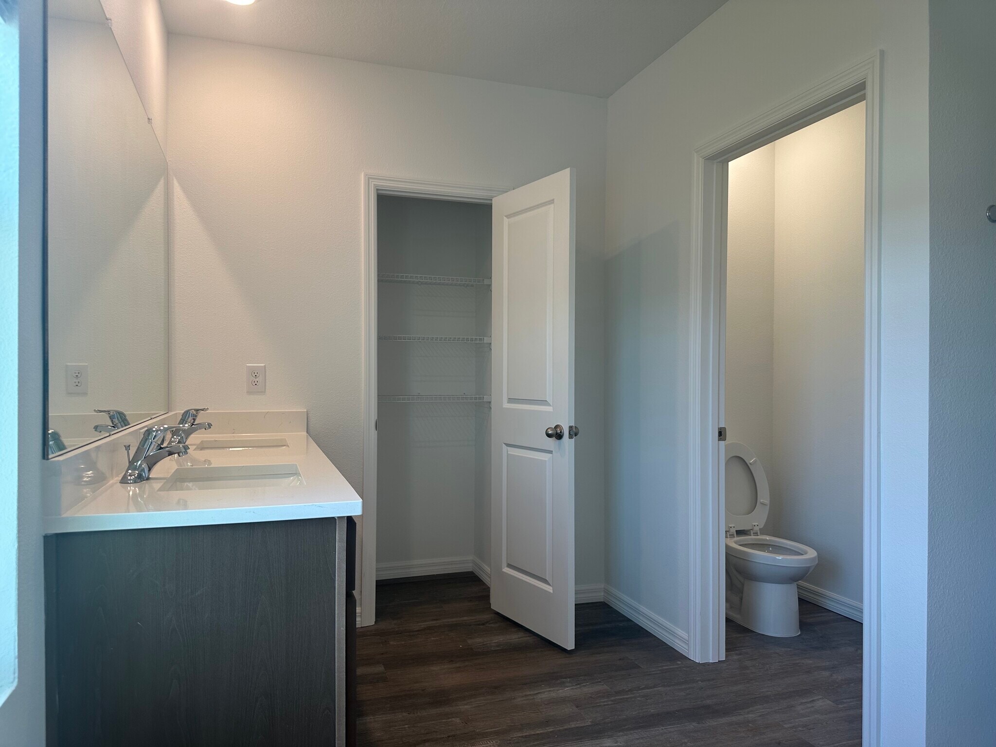 Prtimary bath - 10574 Dusty Boot Rd