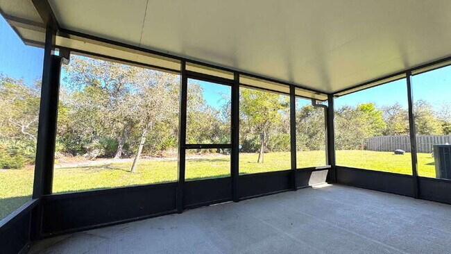 Building Photo - 2827 Westwood Ave