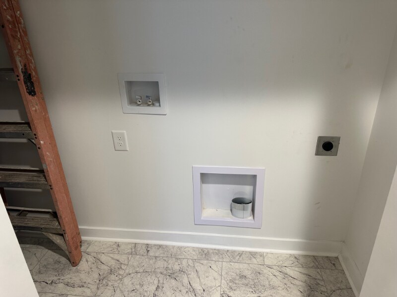 Building Photo - 316 Valley View Dr