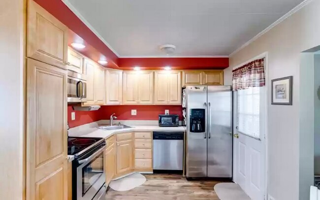 Building Photo - 9204 Orbitan Rd