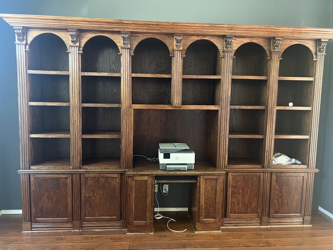 Building Photo - 2716 Royal Troon Dr