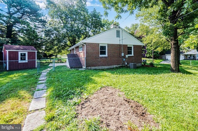 Building Photo - 3906 Ronson Dr