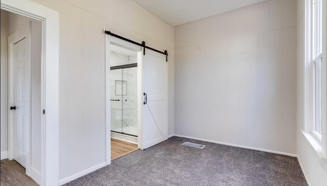 Building Photo - Stylish 3-Bed Home with Private Patio, Basement & Off-Street Parking in Cincinnati