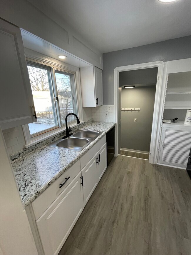 Building Photo - 3791 W 210th St