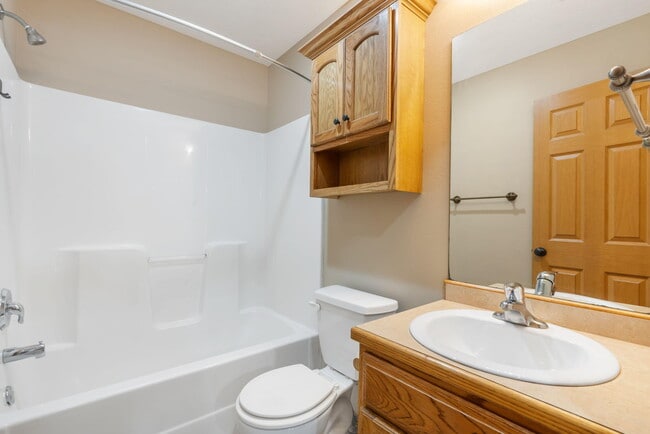 Building Photo - 719 E Watermill Cir