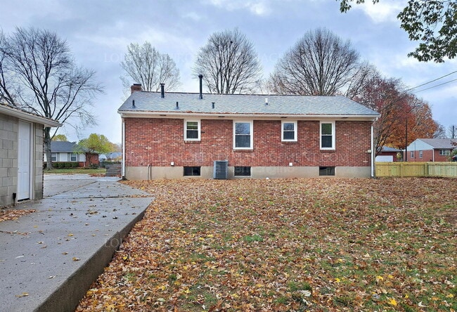 Building Photo - 3107 Iris Way