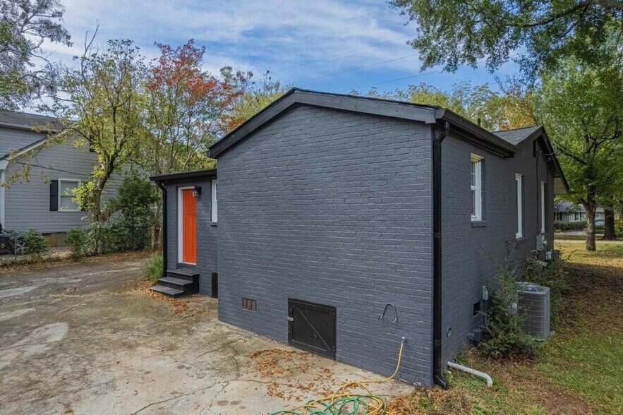 Building Photo - 292 First Street