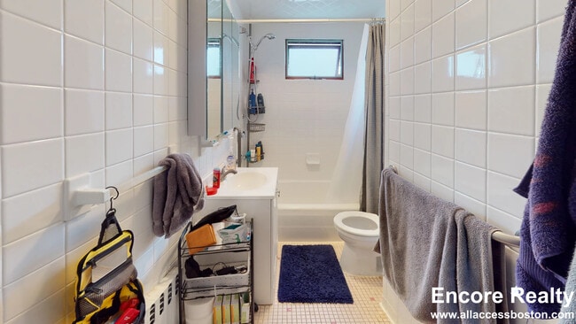 Building Photo - 60-62 Pinkert St