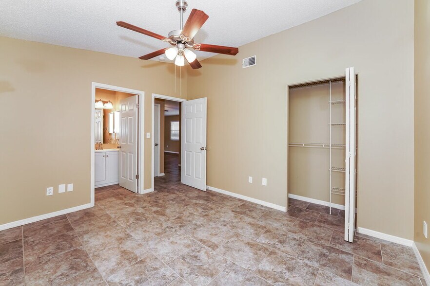 Building Photo - 1539 Lafayette Ave