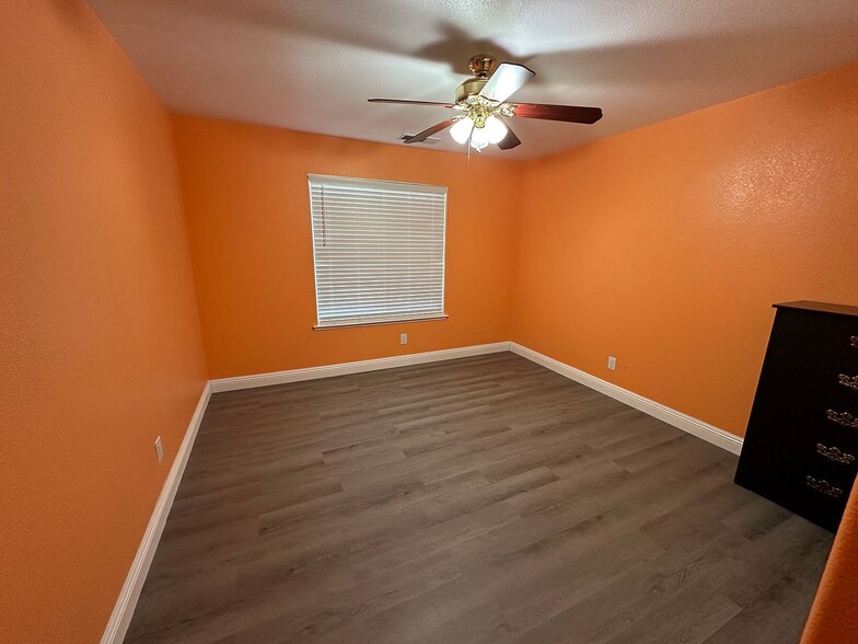 Building Photo - 749 Nighthawk Ct