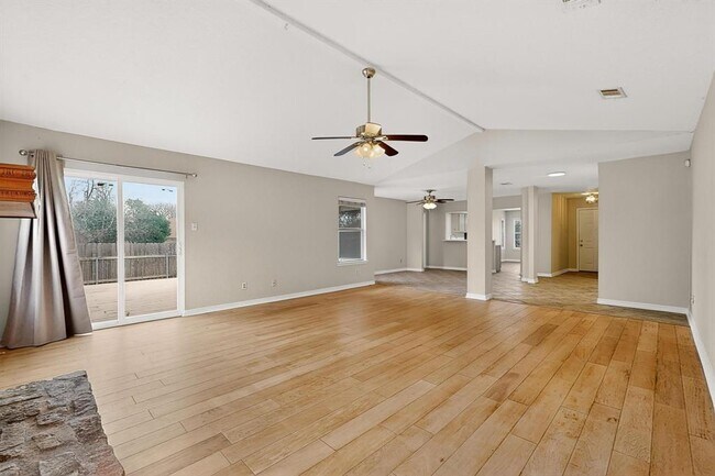 Building Photo - 5300 Honey Dew Terrace