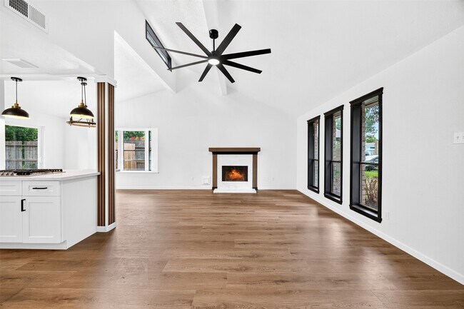 Building Photo - 22106 Westland Creek Dr