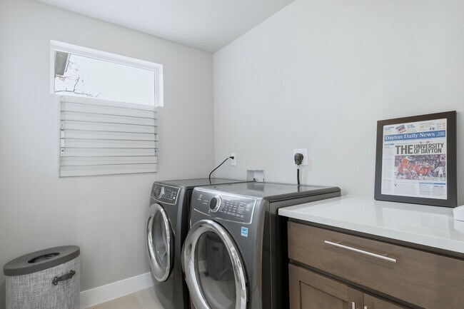 Building Photo - 1497 W 44th Ave