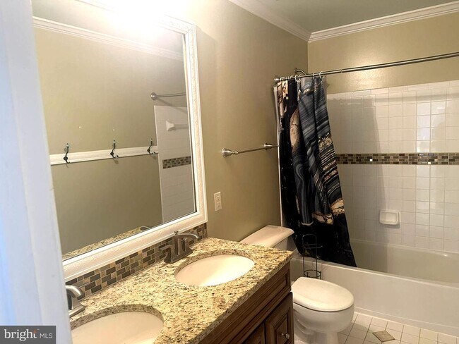 Building Photo - 1401 Windjammer Ct