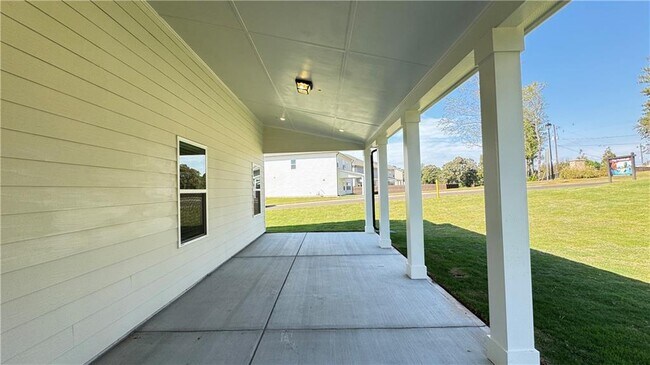 Building Photo - 5343 Milford Dr