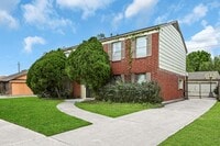 Building Photo - 2311 Chelsea Knoll Ln