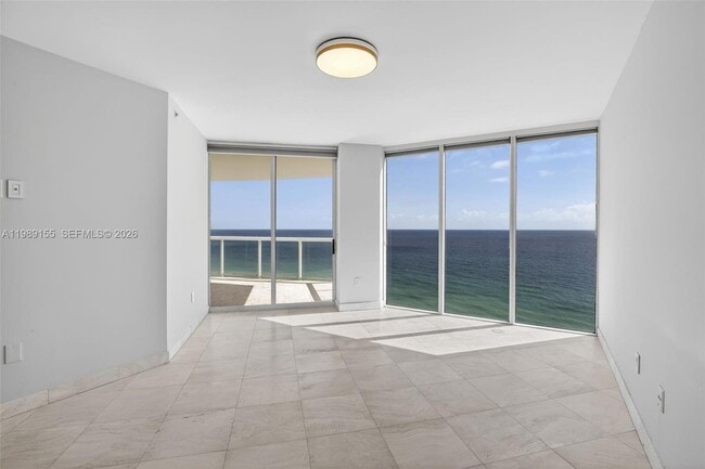 Building Photo - 18671 Collins Ave
