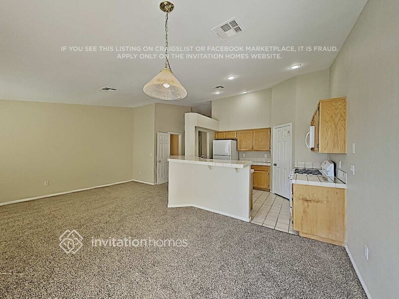 Building Photo - 3836 Iverson Ln