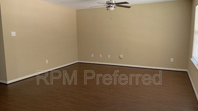 Building Photo - 8114 Record St