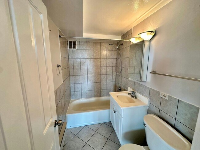 Building Photo - 4180.5 N Marine Dr