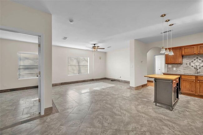 Building Photo - 170 Interstate Dr