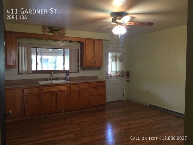 Building Photo - 411 Gardner St