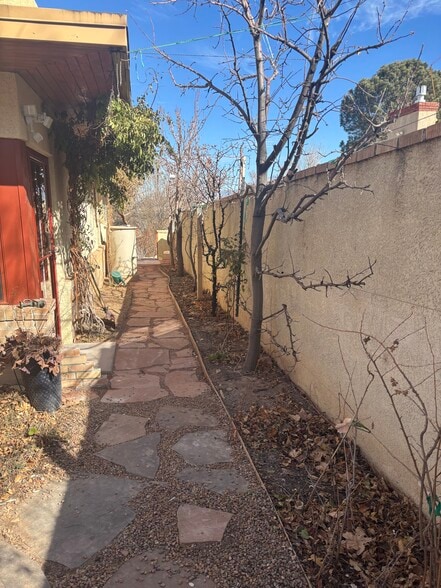 Building Photo - 1400 Sigma Chi Rd NE