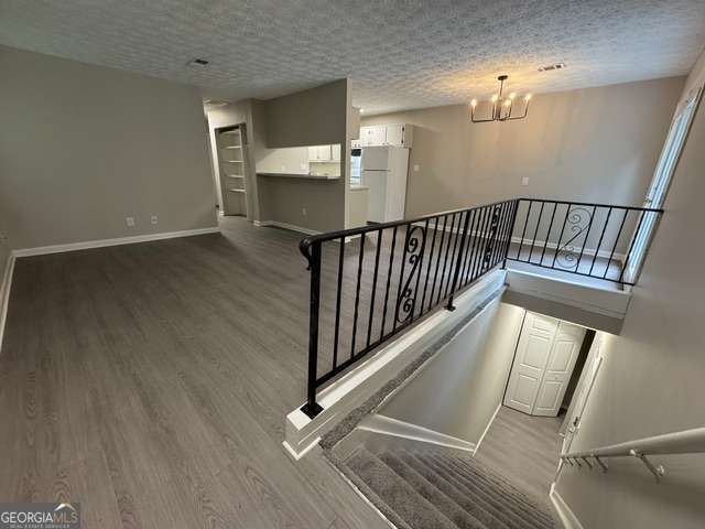 Building Photo - 662 Bellemeade Dr SW