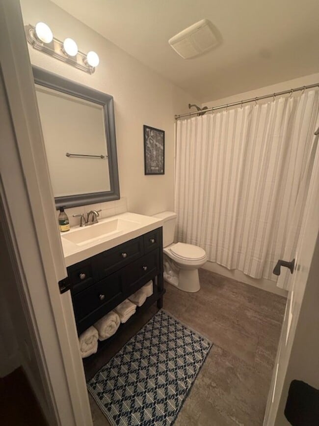 Building Photo - Josephine crossing 4 bedroom cottage