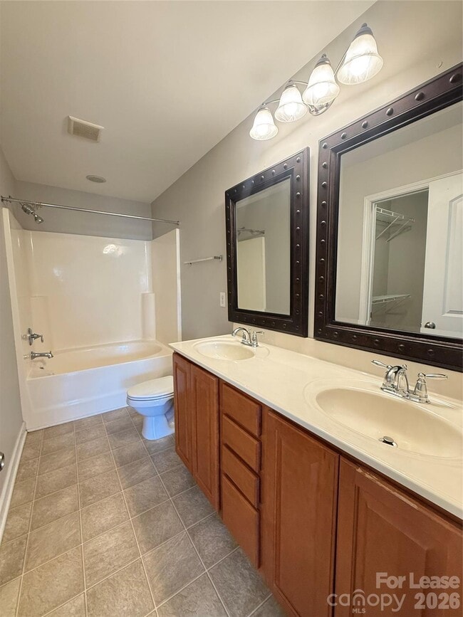 Building Photo - 5675 Stafford Rd