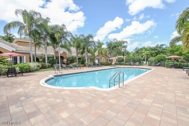 Building Photo - 1810 Florida Club Cir
