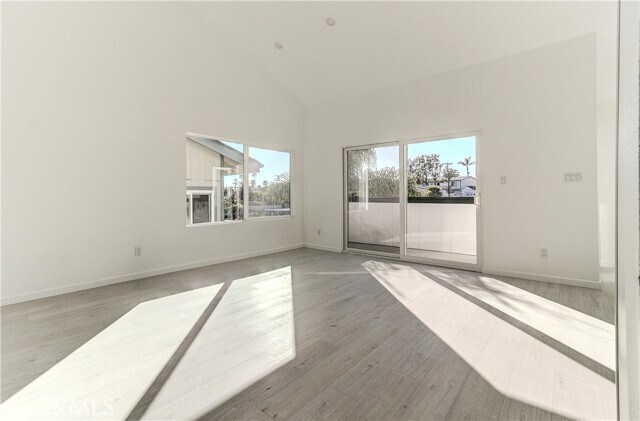 Building Photo - 231 W Escalones