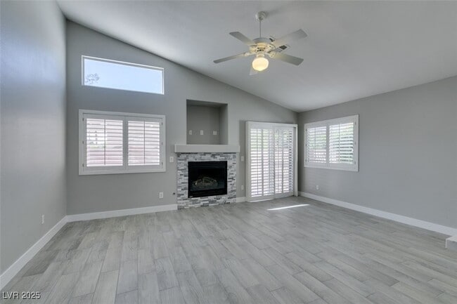 Building Photo - 2744 Summerchase Ln