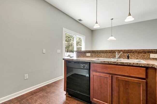 Building Photo - 850 Canyon Oak Loop