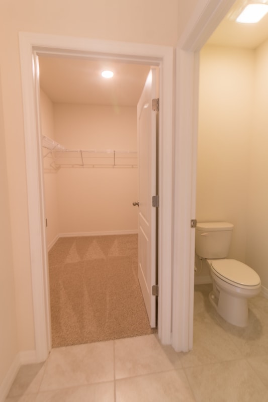 Building Photo - 462 St Georges Cir